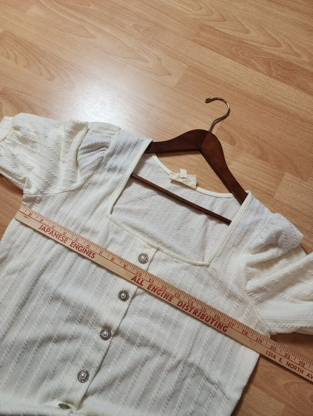 Faux Pearl Rhinestone Button Cream Pullover Lightweight Cable Knit Top Size XL